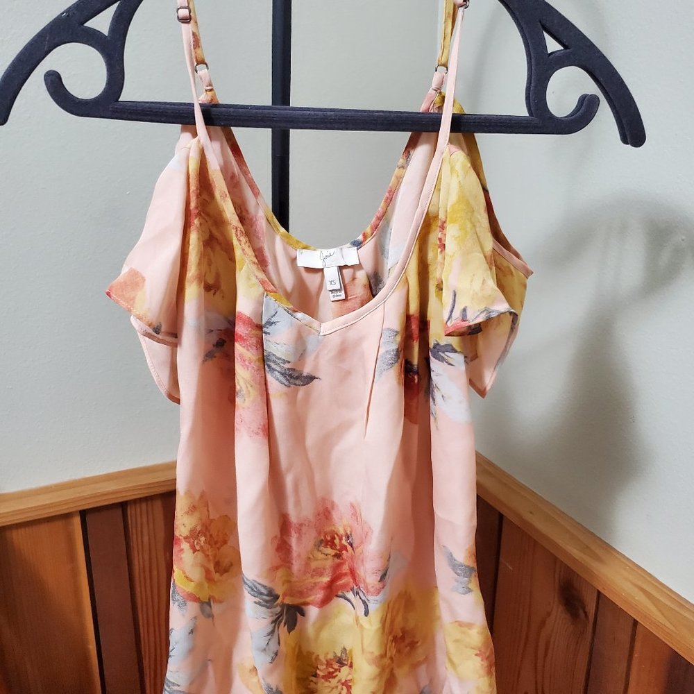 Joie xs 100% silk floral cold shoulder cami blouse